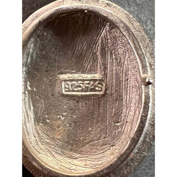 Vintage sterling silver poison locket Maltese cross pendant - Picture 7 of 9